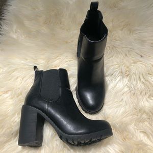 90s/y2k style boots